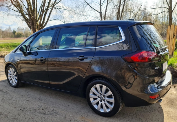 Opel Zafira cena 55999 przebieg: 114500, rok produkcji 2016 z Józefów małe 742